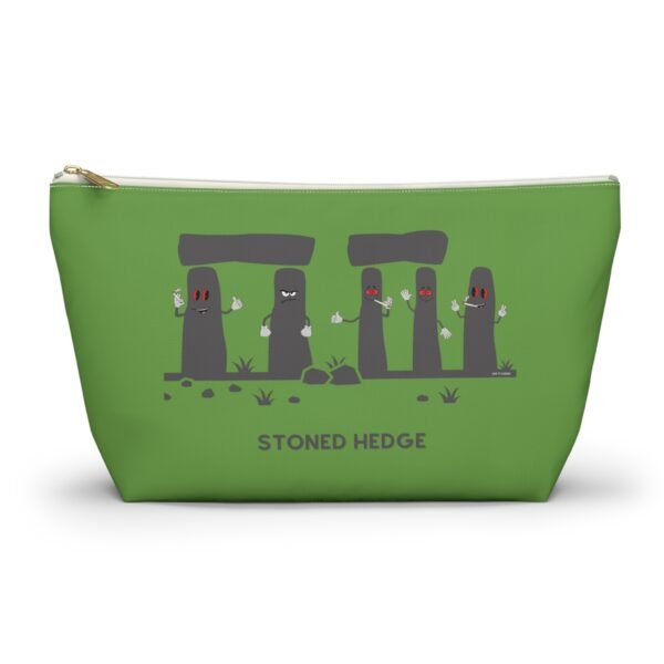 Front (86) This stoned hedge pouch t-bottom features the grey rocks smoking joints.