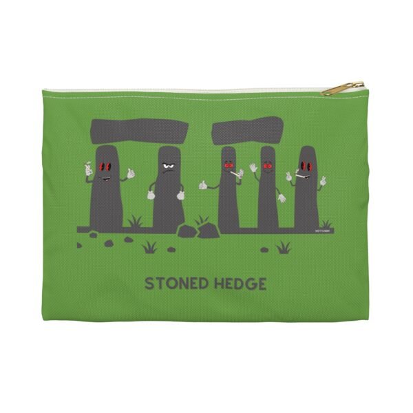 This stoned hedge pouch features the grey rocks smoking joints.